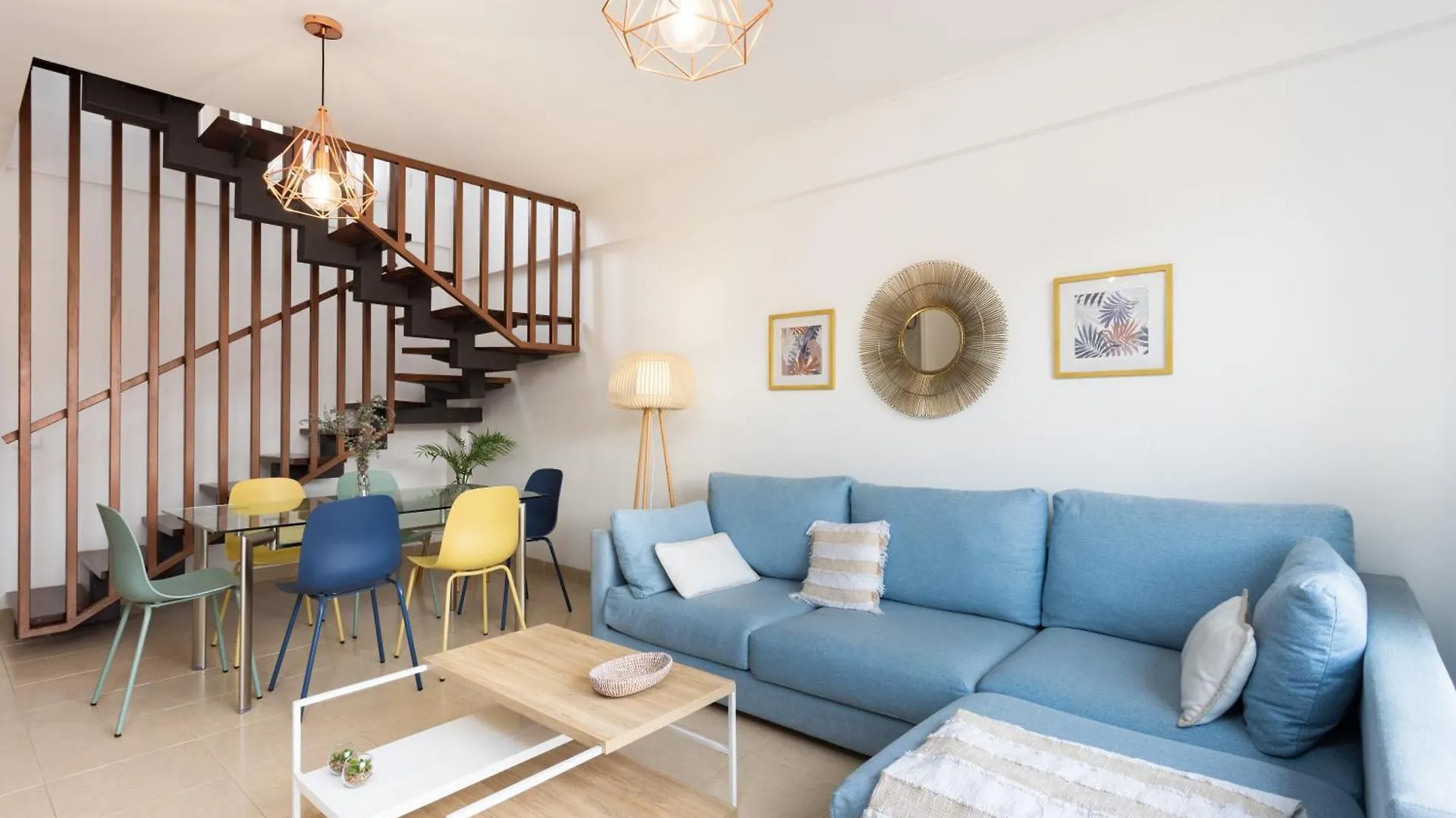 Home2Book Enchanting Seaviews Duplex, Pool&Terrace location